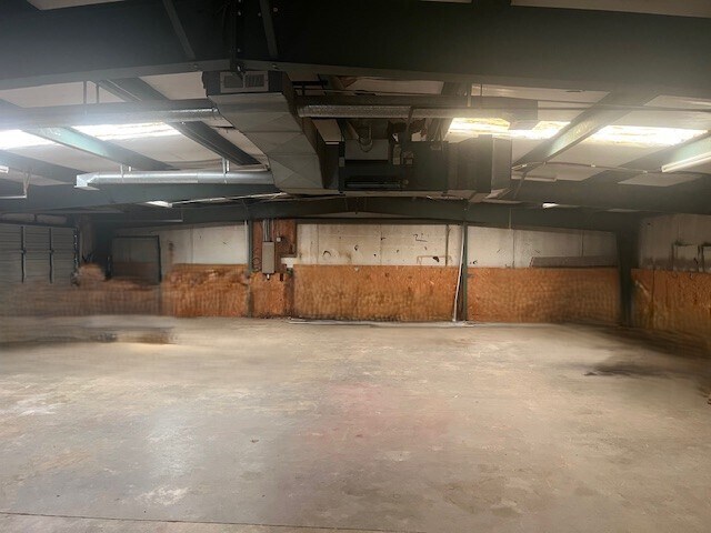 More Photos Of 1699 Highway 31 SW, Hartselle Warehouse For Lease