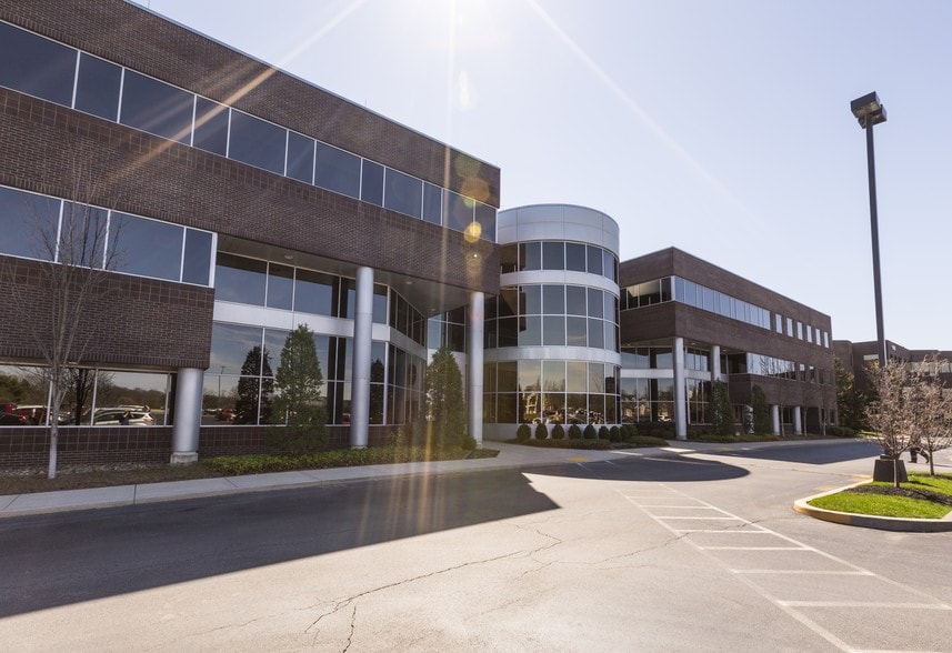 More Photos Of 9410 Bunsen Pky, Louisville Unknown For Lease