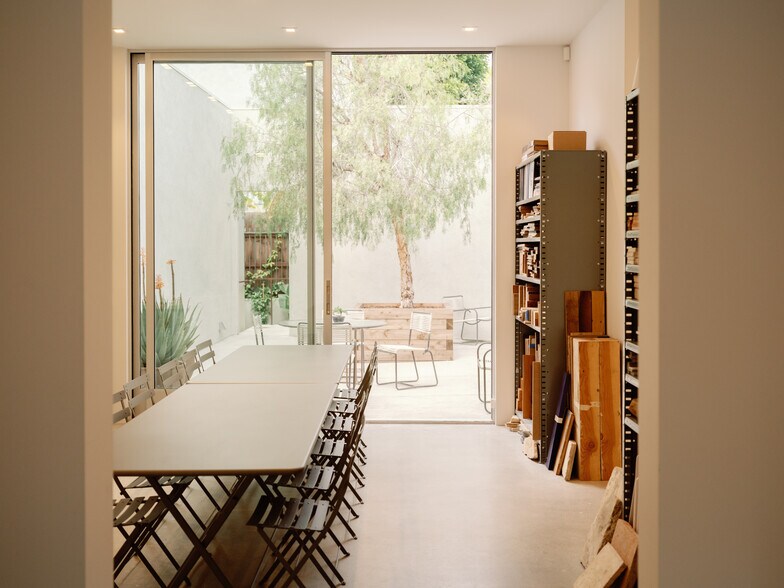 More Photos Of 1825 Hyperion Ave, Los Angeles Loft Creative Space For Lease