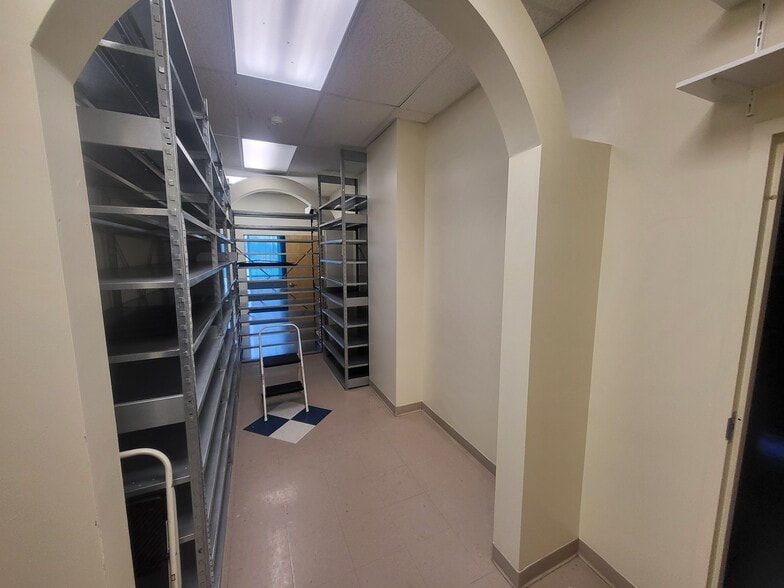 More Photos Of 201 Sunset Blvd E, Chambersburg Warehouse For Sale