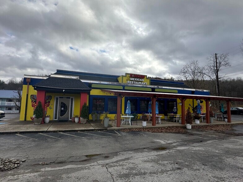 More Photos Of 1610 Richmond St, Mount Vernon Restaurant For Sale