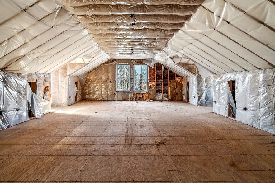 More Photos Of 6211 Rocky Point Rd, Cookeville Specialty For Sale