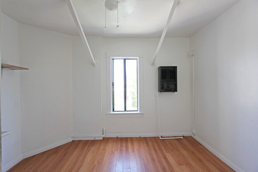 More Photos Of 101 Dudley Ave, Venice Apartments For Sale