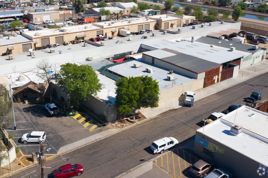 More Photos Of 9235 N 13th Ave, Phoenix Storefront For Lease