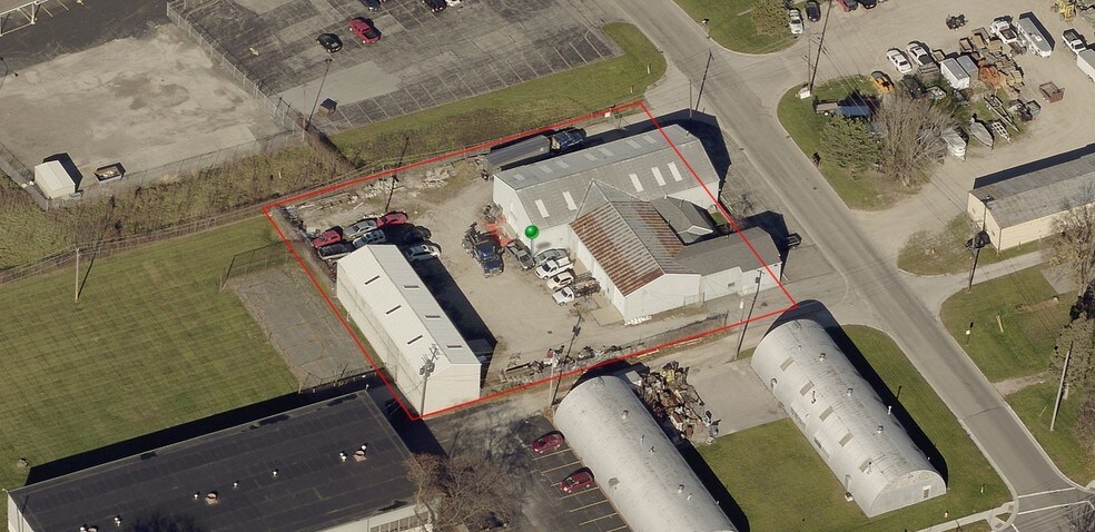 More Photos Of 715 Kingsbury St, Maumee Warehouse For Sale