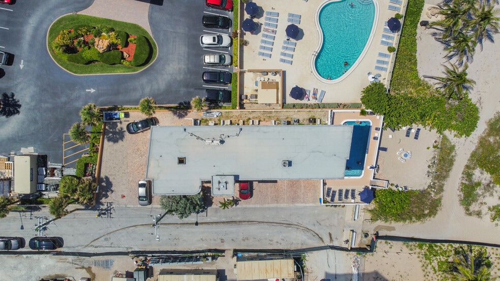 More Photos Of 3401 NE 10th St, Pompano Beach Hotel For Sale