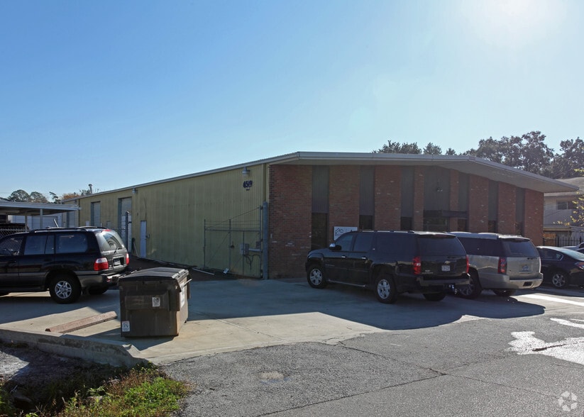 Primary Photo Of 6517 Mapleridge St, Houston Medical For Lease