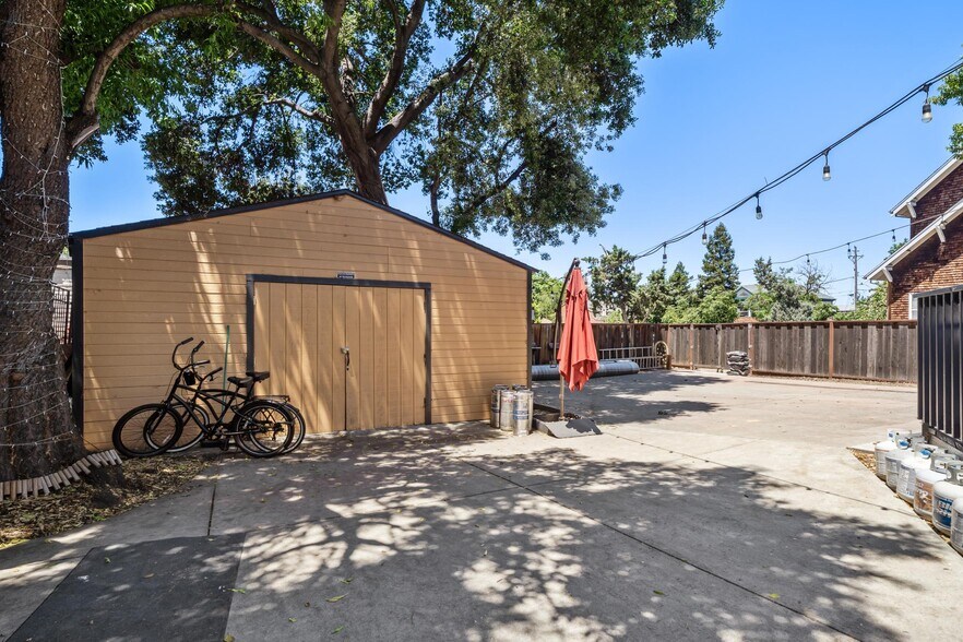 More Photos Of 4473 Railroad Ave, Pleasanton Storefront Retail Residential For Sale