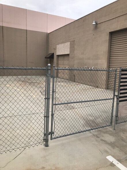 More Photos Of 41701 Corporate Way, Palm Desert Research And Development For Lease