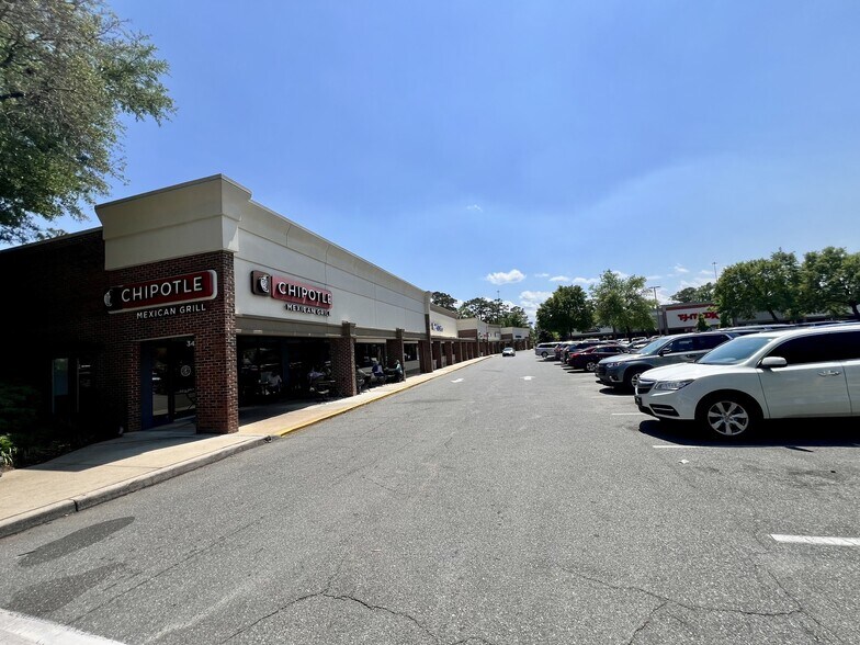More Photos Of 3425 Thomasville Rd, Tallahassee General Retail For Lease