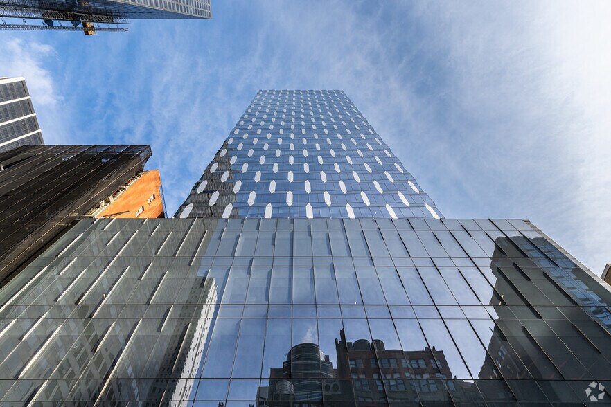 More Photos Of 55 W 46th St, New York Office For Lease