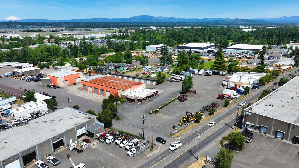 Primary Photo Of 6455 NE Columbia Blvd, Portland Warehouse For Lease