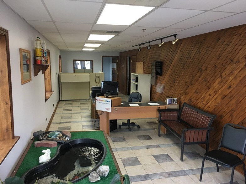 More Photos Of 1441 Central Ave, Columbus Auto Repair For Lease