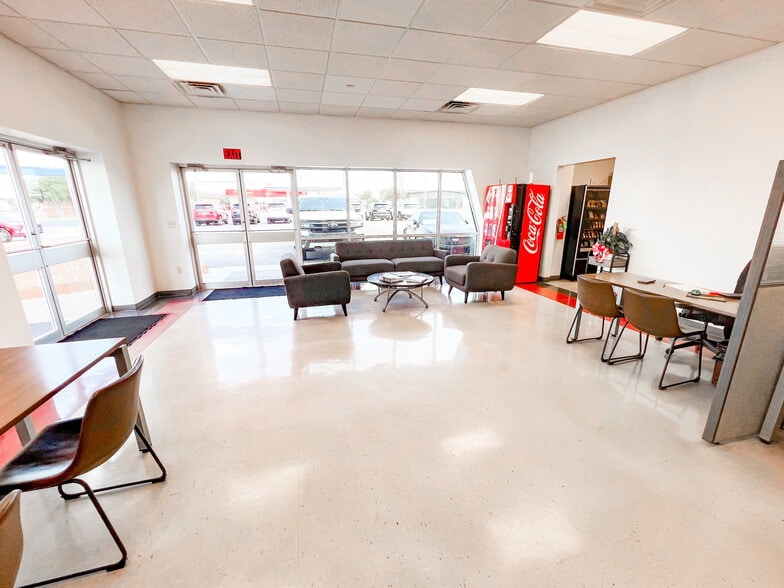 More Photos Of 3205 W Wall St, Midland Auto Dealership For Sale