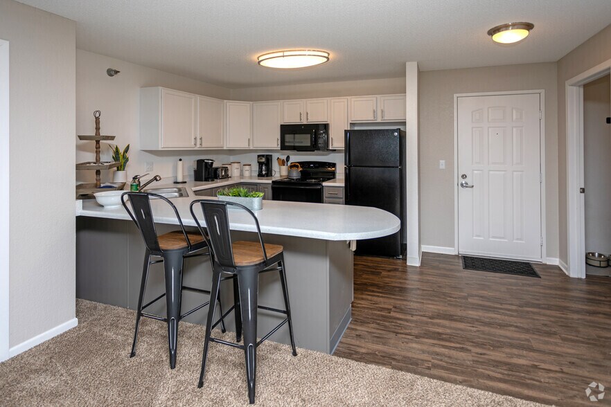 More Photos Of 110 E 1st St, Chaska Apartments For Lease