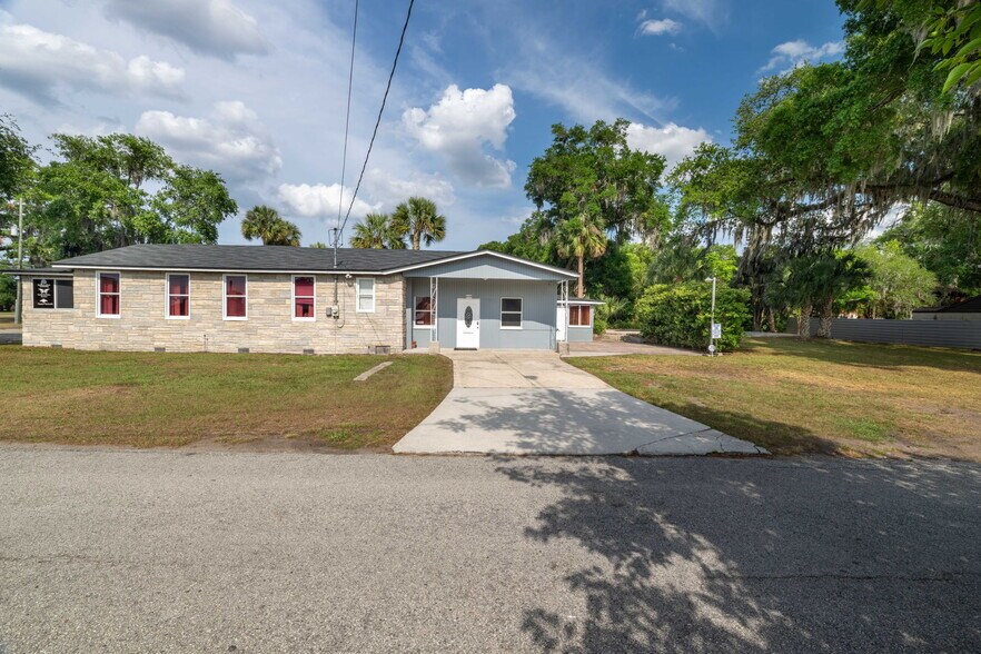 More Photos Of 6108 Arlington Rd, Jacksonville Office For Sale