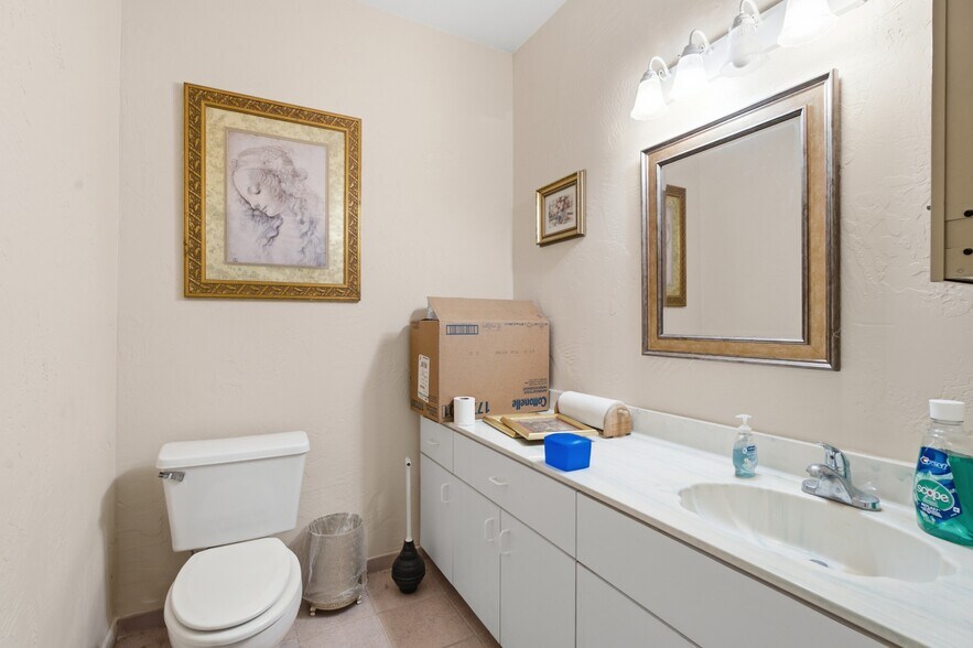 More Photos Of 756-762 SE Port St Lucie Blvd, Port Saint Lucie Office For Lease