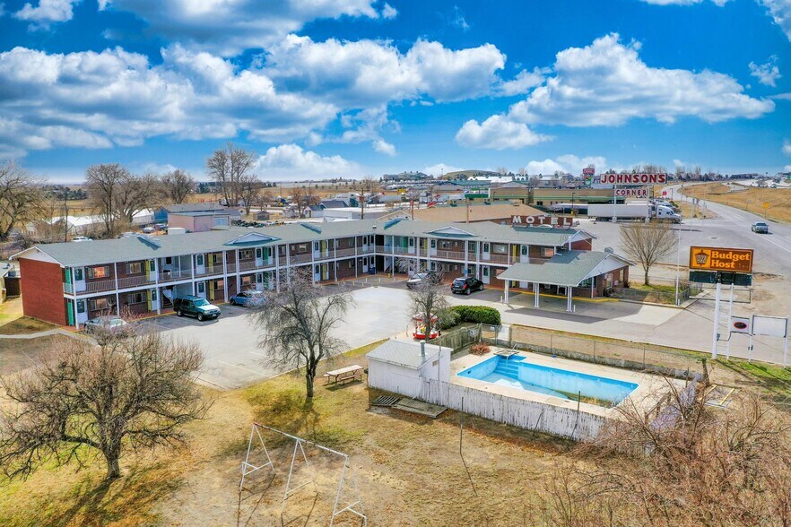 More Photos Of 2716 SE Frontage Rd, Loveland Hotel For Sale