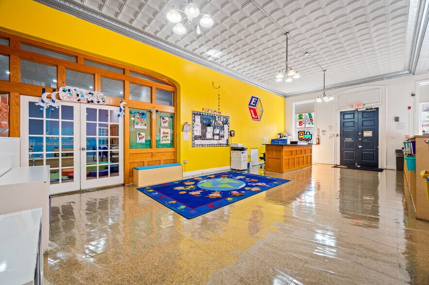 More Photos Of 209-215 Fairmount Ave, Philadelphia Storefront Retail Residential For Sale