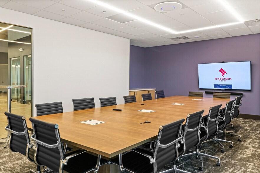 More Photos Of 705 Edgewood St NE, Washington Flex For Lease