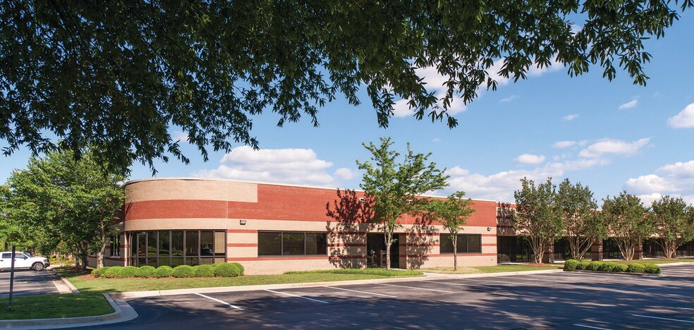 More Photos Of 7067 Old Madison Pike NW, Huntsville Unknown For Lease