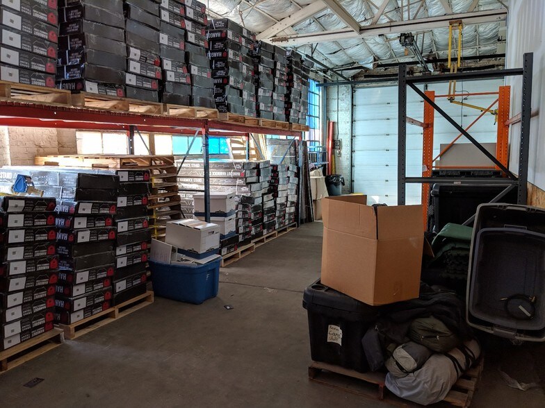 More Photos Of 8100-8142 Monticello Ave, Skokie Manufacturing For Lease