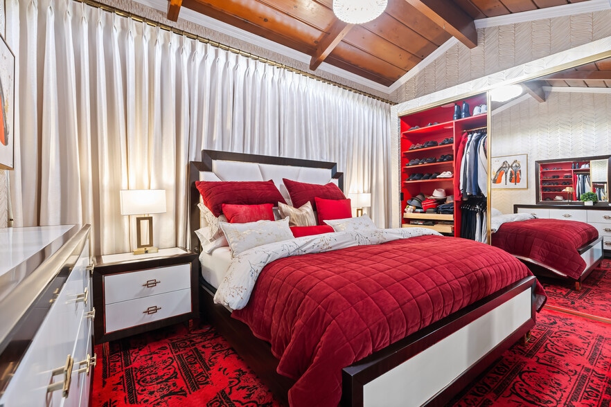 More Photos Of 2366 Main St, Ramona Office For Sale