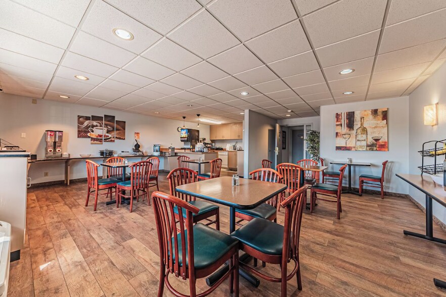 More Photos Of 6875 Space Village Ave, Colorado Springs Hotel For Sale