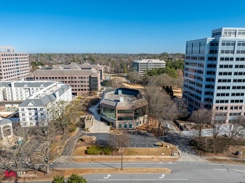 More Photos Of 2200 Lake Blvd NE, Atlanta Office For Sale