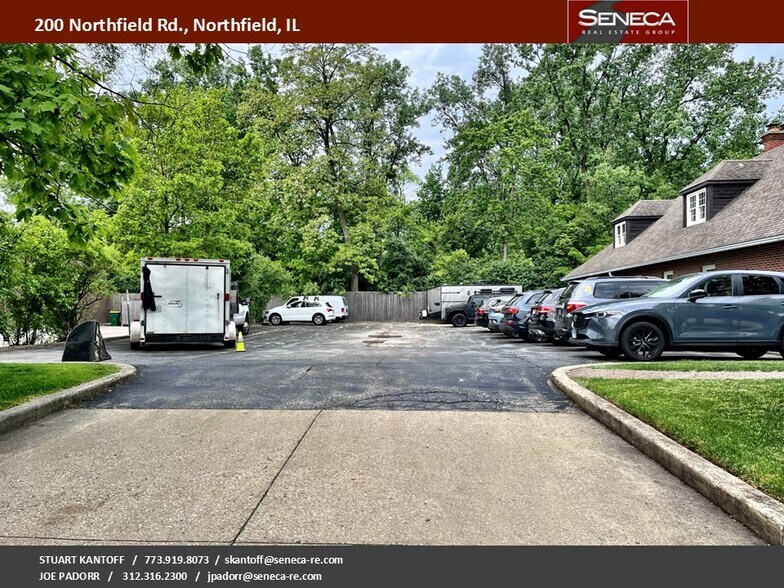 More Photos Of 200 Northfield Rd, Northfield Medical For Sale