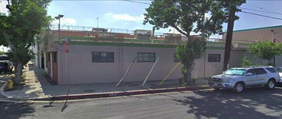 More Photos Of 1401 Wilson St, Los Angeles Warehouse For Lease