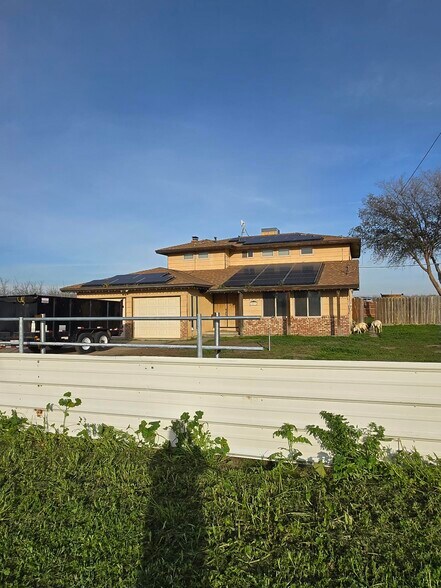 More Photos Of 6873 20th Ave, Lemoore Land For Sale