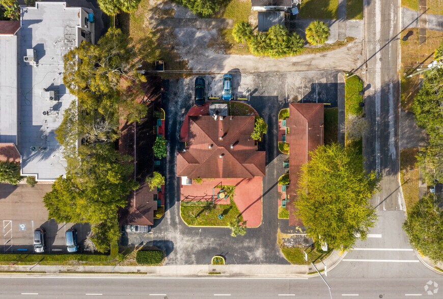 More Photos Of 7330 4th St N, Saint Petersburg Hotel For Sale