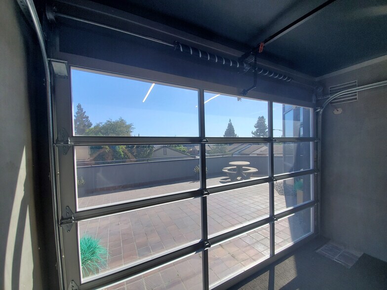 More Photos Of 4643 Quail Lakes Dr, Stockton Office For Lease