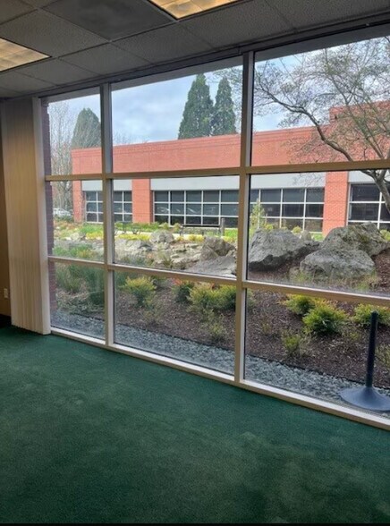 More Photos Of 14945 SW Sequoia Pky, Portland Office For Lease