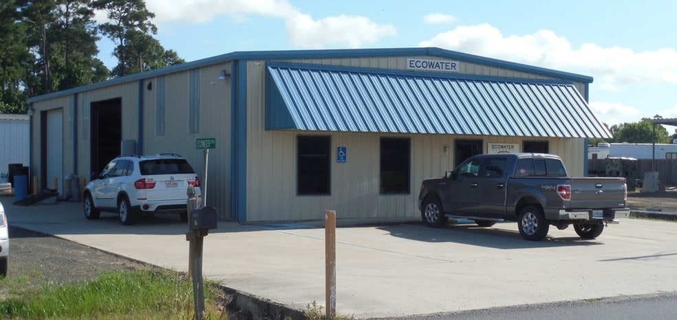 More Photos Of 1025 Ravia Rd, Sulphur Warehouse For Lease