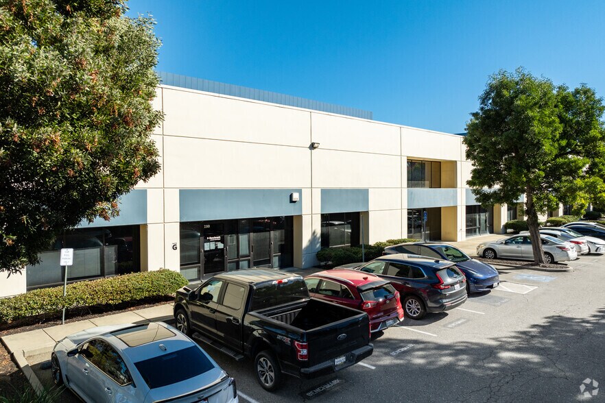 More Photos Of 2301 Arnold Industrial Way, Concord Warehouse For Lease