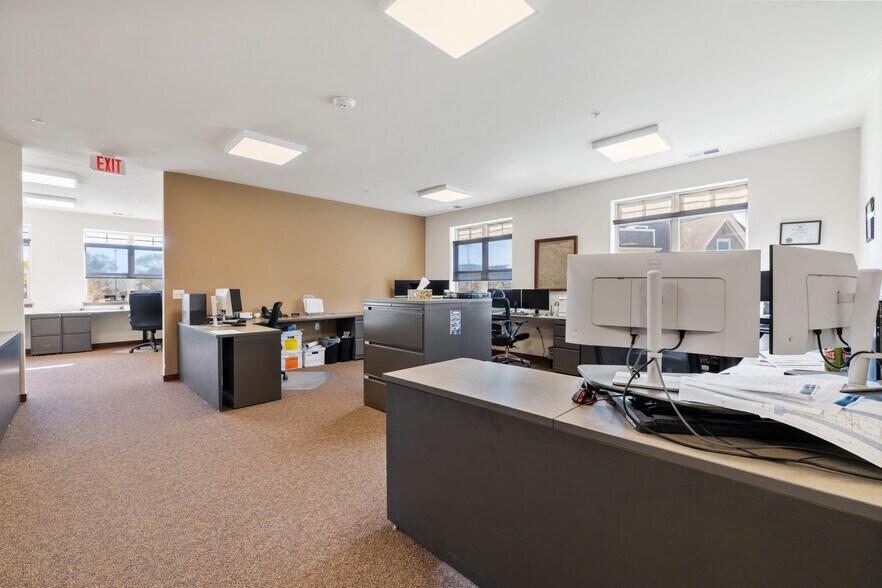 More Photos Of 122 Wisconsin St, West Bend Office For Lease