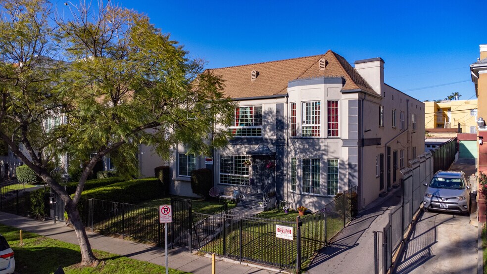 More Photos Of , Los Angeles Multifamily For Sale