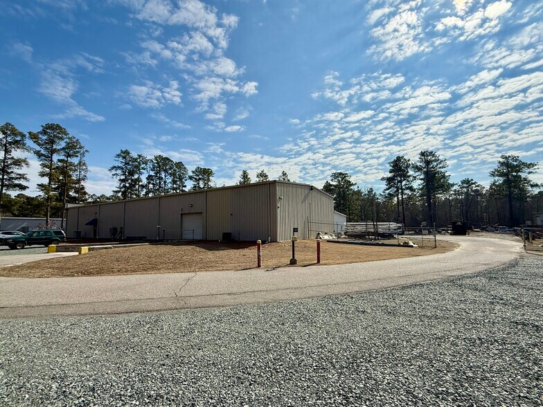 More Photos Of 7718 NC 22 Hwy, Carthage Warehouse For Lease