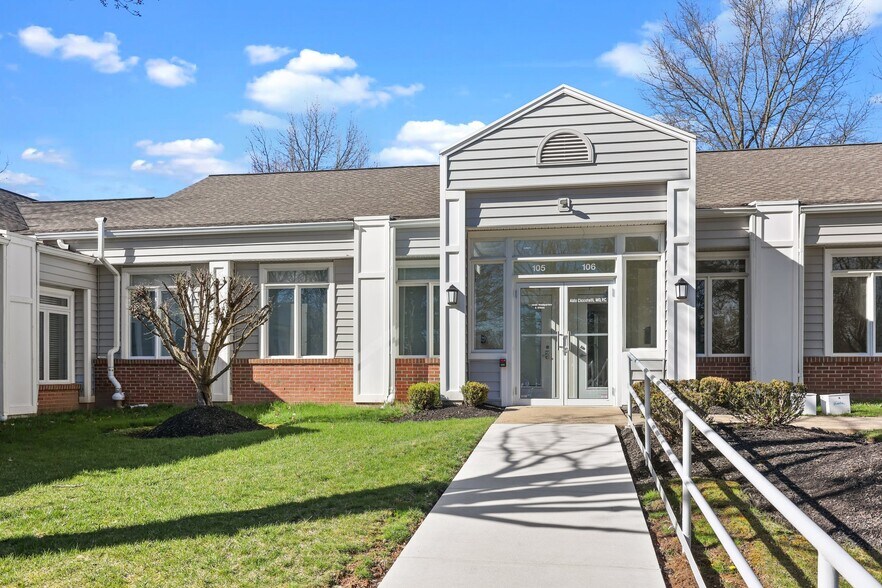 Primary Photo Of 105 Corporate Dr E, Langhorne Office For Sale