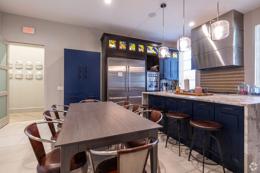 More Photos Of , Magnolia Unknown For Sale