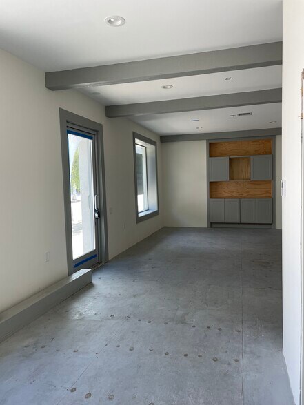 More Photos Of 8401-8405 W 3rd St, Los Angeles Storefront For Lease