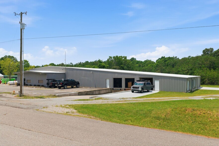 More Photos Of 7612 Drag Strip Rd, Fairview Industrial For Sale
