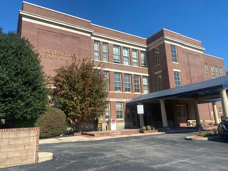 More Photos Of 21 W Washington St, West Chester Office Residential For Lease
