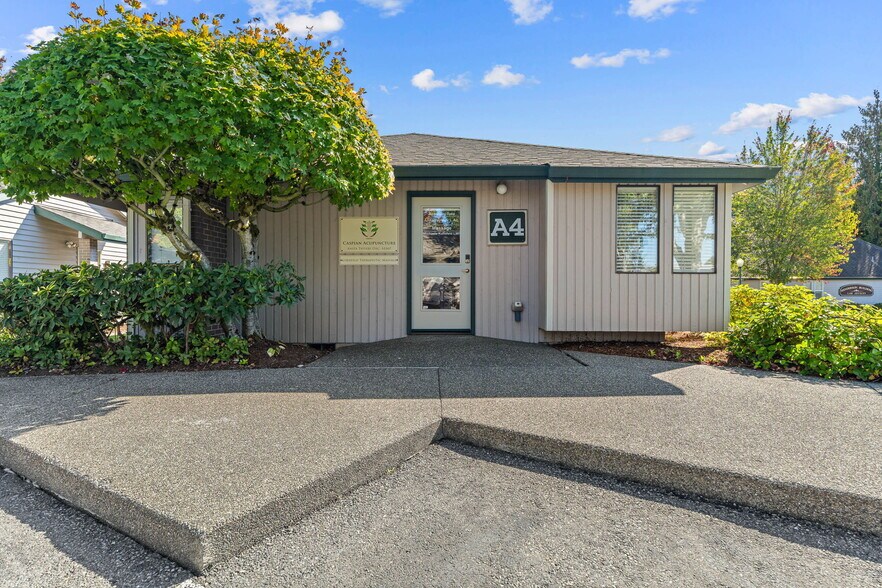 More Photos Of 1700 Cooper Point Rd SW, Olympia Office For Sale