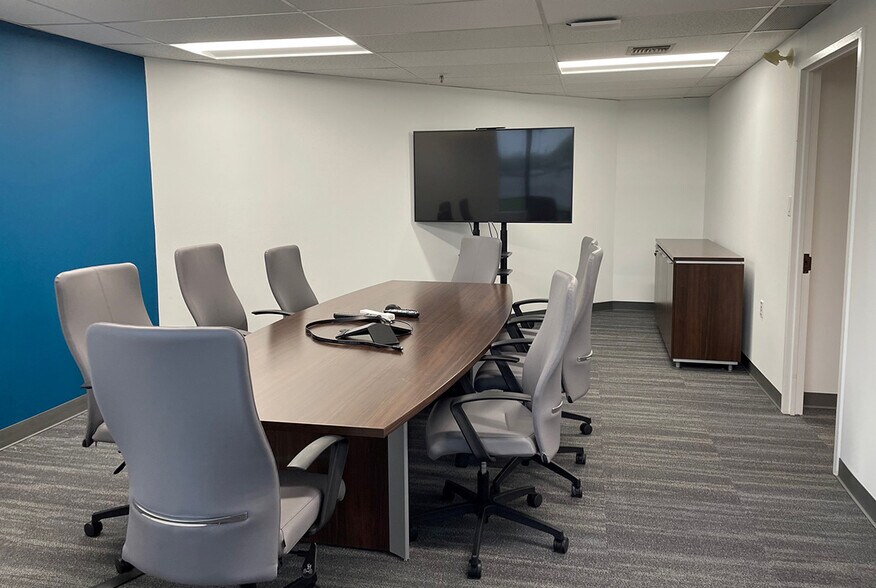 Primary Photo Of 5 Great Valley Pky, Malvern Office For Lease