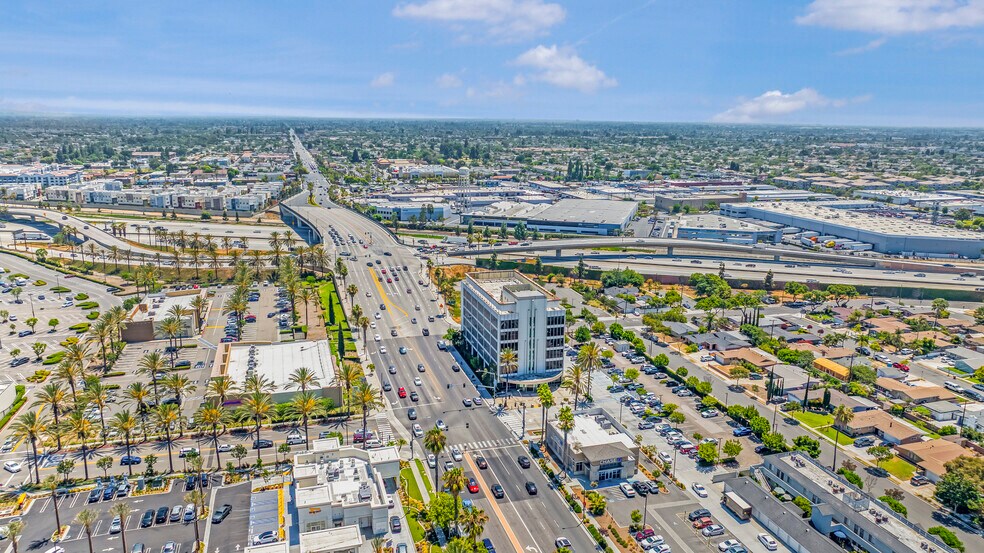 More Photos Of 505 N Euclid St, Anaheim Office For Sale