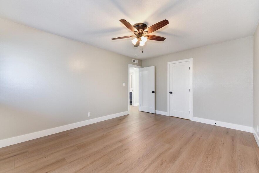 More Photos Of 5364 Garfield Ave, Sacramento Apartments For Sale