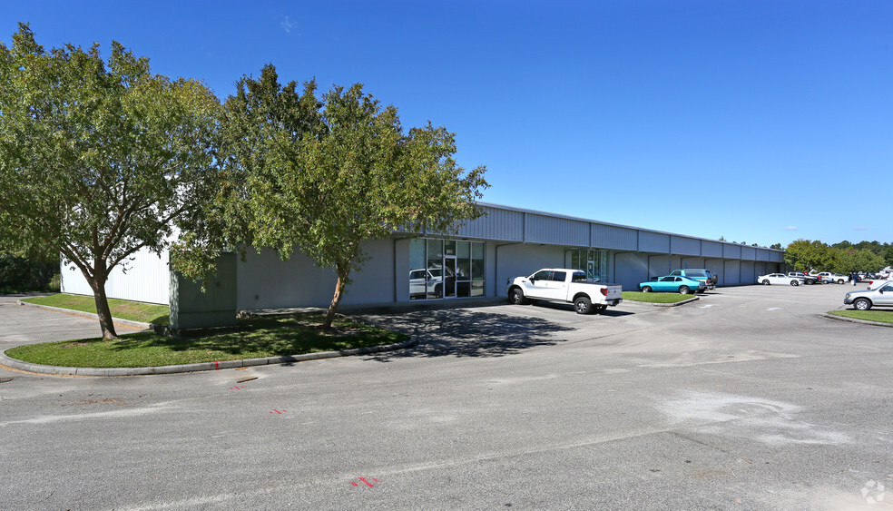 Primary Photo Of 122 Hamilton Park Dr, Tallahassee Warehouse For Lease